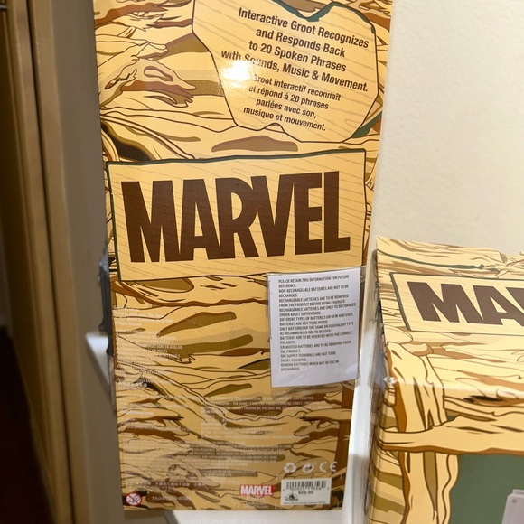 Awesome Interactive Talking Groot with Bluetooth - Picture 7 of 7